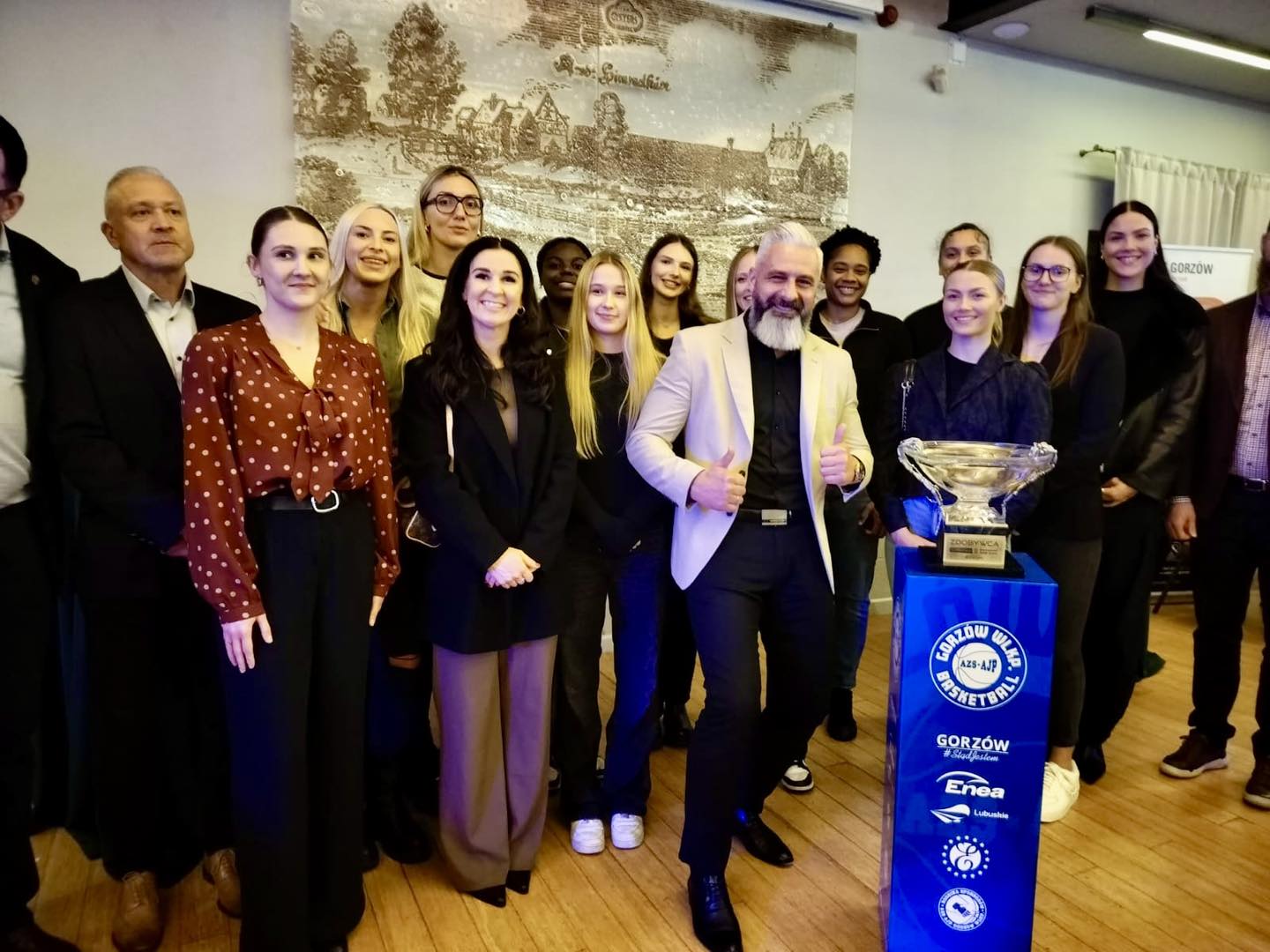 Friday Evening with Future Nieruchomości Among Sponsors of KS AZS AJP Gorzów! 🏀💙