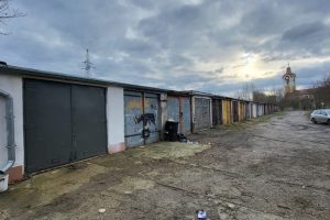Garaż osiedle Staszica 18m2 na sprzedaż